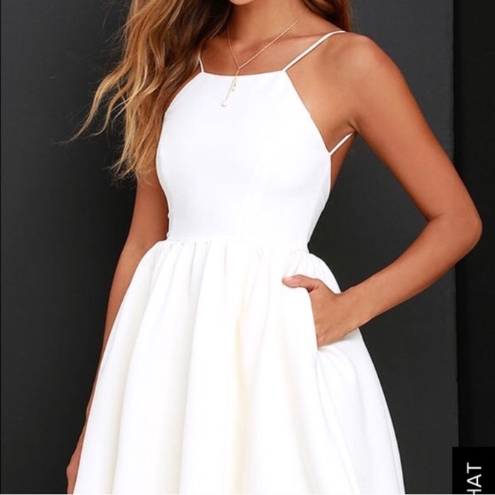 ♏️SOLD♏️ Lulu’s white short dress ♏️SOLD♏️